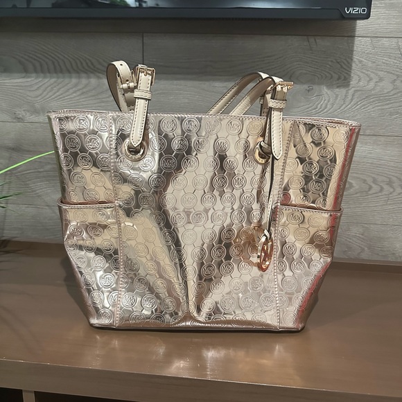 New Michael Kors Metallic Copper Bronze Purse - Picture 4 of 4